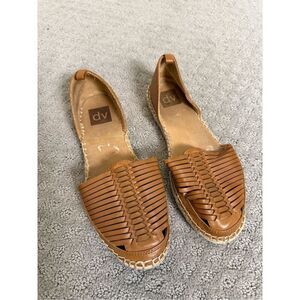 ⭐️3 For $10⭐️ Dolce Vita Woven Brown Leather Sandal Flats size 7